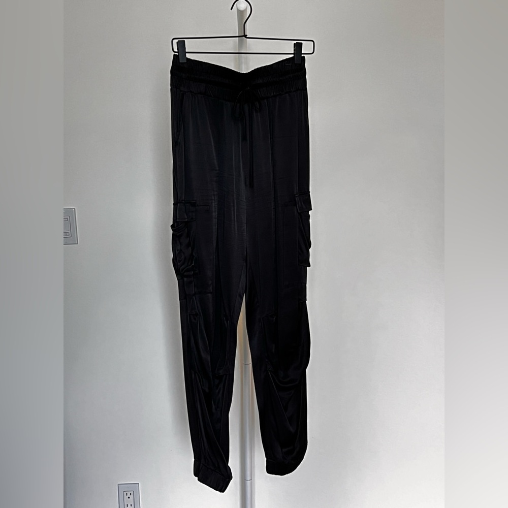 Black Satin Cargo Joggers - Women - Picture 5 of 6
